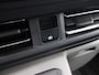 Ford Transit Custom 320 2.0 TDCI | L2 H1 | LIMITED | STOELVERWARMING | TREKHAAK | NAVIGATIE | CAMERA | PARKEERSENSOREN | METALLIC | LAADRUIMTE PAKKET | VOORRUITVERWARMING | 3-ZITS | LM VELGEN