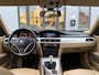 BMW 3-Serie 320i Business Line|xenon|Navi|Trekhaak|Leer
