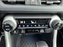 Toyota RAV4 2.5 Hybrid AWD Bi-Tone | Trekhaak | CarPlay/Android Auto | Camera |