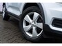 Volvo XC40 T3 Business Pro | Trekhaak | Parkeercamera | Cruise Control | Climate Control | Full LED | DAB | Volvo On Call |