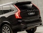 Volvo XC90 2.0 T8 Recharge AWD Plus Dark Automaat (PANORAMADAK, LUCHTVERING, BOWERS&WILKINS, MEMORY SEATS, MASSAGE, STOELVERWARMING/KOELING, CAMERA, HOUT INLEG, ZWART HEMEL, NIEUWSTAAT)