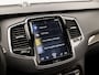 Volvo XC90 2.0 T8 Recharge AWD Plus Dark Automaat (PANORAMADAK, LUCHTVERING, BOWERS&WILKINS, MEMORY SEATS, MASSAGE, STOELVERWARMING/KOELING, CAMERA, HOUT INLEG, ZWART HEMEL, NIEUWSTAAT)