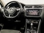 Volkswagen Tiguan Allspace 1.5 TSI Comfortline 7 Persoons 150Pk Automaat (GROOT NAVI, CLIMATE, STUUR/STOELVERWARMING, KEYLESS, SPORTSTOELEN, CAMERA, ADAPTIVE CRUISE, MASSAGE, GETINT GLAS, NIEUWSTAAT)