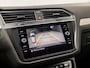 Volkswagen Tiguan Allspace 1.5 TSI Comfortline 7 Persoons 150Pk Automaat (GROOT NAVI, CLIMATE, STUUR/STOELVERWARMING, KEYLESS, SPORTSTOELEN, CAMERA, ADAPTIVE CRUISE, MASSAGE, GETINT GLAS, NIEUWSTAAT)