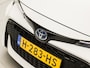 Toyota Corolla Touring Sports 2.0 Hybrid Sport 180Pk Automaat (VIRTUAL COCKPIT, APPLE CARPLAY, CAMERA, STOELVERWARMING, SPORTSTOELEN, KEYLESS, ADAPTIVE CRUISE, ZWART HEMEL, LANE ASSIST, GETINT GLAS, NIEUWSTAAT)