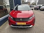 Peugeot 3008 1.6 HYbrid 225 PK Road Trip | Trekhaak 1250KG | Navigatie | Stoelverwarming | Plug-In Hybride tot 55 KM Elektrisch Rijden | Dodehoek detectie | Cruise Control | Parkeercamera | Keyless Entry | LED Verlichting | Parkeersensoren V+A | Hoge Zitpositie |