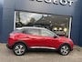 Peugeot 3008 1.6 HYbrid 225 PK Road Trip | Trekhaak 1250KG | Navigatie | Stoelverwarming | Plug-In Hybride tot 55 KM Elektrisch Rijden | Dodehoek detectie | Cruise Control | Parkeercamera | Keyless Entry | LED Verlichting | Parkeersensoren V+A | Hoge Zitpositie |