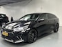 Kia ProCeed 1.5 T-GDI GT-Line Black Edition, Schuif-/Kanteldak , Parkeersensoren achter , Sport interieur , Stoel/Stuurverwarming , Full map navigatie , Apple Carplay/Android Auto , Keyless | Adaptive cruise control |
