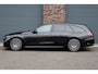 Mercedes-Benz E-klasse Estate 200 AMG Line Aut9 | Distronic | Trekhaak | Verwarmd Stuurwiel | Camera | Keyless Go | High Perf. LED | Zitcomfortpakket | Nightpakket |