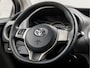 Toyota Yaris 1.0 VVT-i Sport (SCHERM, AIRCO, BLUETOOTH, SPORTSTOELEN, MULTIFUNCTIONEEL STUURWIEL, NIEUWE APK, NIEUWSTAAT)