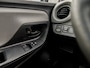 Toyota Yaris 1.0 VVT-i Sport (SCHERM, AIRCO, BLUETOOTH, SPORTSTOELEN, MULTIFUNCTIONEEL STUURWIEL, NIEUWE APK, NIEUWSTAAT)
