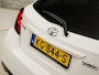 Toyota Yaris 1.0 VVT-i Sport (SCHERM, AIRCO, BLUETOOTH, SPORTSTOELEN, MULTIFUNCTIONEEL STUURWIEL, NIEUWE APK, NIEUWSTAAT)
