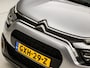 Citroën C3 1.2 PureTech Sport (APPLE CARPLAY, NAVIGATIE, GETINT GLAS, PARKEERSENSOREN, LED KOPLAMPEN, SPORTSTOELEN, CRUISE, LM VELGEN, NIEUWSTAAT)