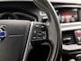 Volvo V40 2.0 D2 R-Design Automaat (NAVIGATIE, VIRTUAL COCKPIT, CLIMATE, LEDER/ALCANTARA, STOELVERWARMING, SPORTSTOELEN, GETINT GLAS, CRUISE, PARKEERSENSOREN, NIEUWE APK, NIEUWSTAAT)