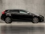 Volvo V40 2.0 D2 R-Design Automaat (NAVIGATIE, VIRTUAL COCKPIT, CLIMATE, LEDER/ALCANTARA, STOELVERWARMING, SPORTSTOELEN, GETINT GLAS, CRUISE, PARKEERSENSOREN, NIEUWE APK, NIEUWSTAAT)