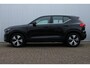 Volvo XC40 T4 Recharge Inscription | Trekhaak | Adaptieve cruise control & Pilot assist | Premium audio by Harman Kardon | Elektrisch bedienbare voorstoelen met geheugenfunctie | Stuur & Stoelverwarming | Elektrisch bedienbare achterklep
