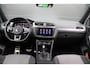 Volkswagen Tiguan 1.5 TSI ACT Highline Business R | NAP! | PANO | 360 | ACC | KEYLESS | ELEK.TREKHAAK |