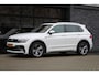 Volkswagen Tiguan 1.5 TSI ACT Highline Business R | NAP! | PANO | 360 | ACC | KEYLESS | ELEK.TREKHAAK |
