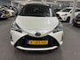 Toyota Yaris 1.5 VVT-i Design Red met Navigatie, Achteruitrijcamera met Parkeersensoren voor en achter, Airco,