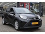 Toyota Aygo X 1.0 VVT-i MT Play 1e Eigenaar | Carplay Navi | All-Seasons | Camera | Airco | 12 mnd BOVAG garantie | Whatsapp 06-53188999