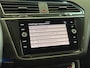 Volkswagen Tiguan 1.5 TSI R-Line | IQ.Lights Cam ACC CarPlay Stoelver. Virtual