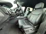 Audi E-tron 55 Quattro Advanced 95kWh SOH 92% Trekhaak Leder+Memory Apple Carplay Android Auto Navi Ecc Stoelverwarming Cruise Control Pdc Lmv 21" Elek.Stoelen Elek.Achterklep Led Contourstoelen Comfortsleutel Keyless Origineel Nederlandse Auto Nieuwprijs  €97.748,-