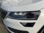 Skoda Karoq 1.0 TSI Ambition / CRUISE/ SMARTLINK/ PARK. SENSOREN + CAMERA/ CLIMA/ STOEL VERWARM./ BLUETOOTH/ LED/ DAB