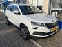 Skoda Karoq 1.0 TSI Ambition / CRUISE/ SMARTLINK/ PARK. SENSOREN + CAMERA/ CLIMA/ STOEL VERWARM./ BLUETOOTH/ LED/ DAB