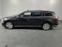 Volkswagen Passat Variant 1.4 TSI PHEV GTE / AUTOMAAT/ LEER/ PANO/ ELEKTR. TREKHAAK/ 18" LMV/ ADAPT. CRUISE/ LED/ PARK. SENSOREN + CAMERA/ NAVI/ STOEL VERWARM. V+A/ STUUR VERWARM.