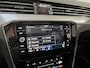 Volkswagen Passat Variant 1.4 TSI PHEV GTE / AUTOMAAT/ LEER/ PANO/ ELEKTR. TREKHAAK/ 18" LMV/ ADAPT. CRUISE/ LED/ PARK. SENSOREN + CAMERA/ NAVI/ STOEL VERWARM. V+A/ STUUR VERWARM.