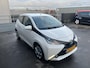 Toyota Aygo 1.0 VVT-i x-play Fabrieksgarantie tot 16 nov 2026, Airco, Parkeerhulp camera, Bluetooth, Centrale deurvergrendeling.
