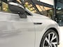 Volkswagen Golf 8 1.5 eTSI 2x R-Line/ Pano/ IQ LED/ Standkachel/ 18''LMV