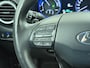 Hyundai Kona 1.6GDI HEV Hybride Premium Leder Trekhaak Krell®-Audio Adap.Cruise Stoel Verwarming/Ventilatie Camera Apple Carplay Android Auto Navi Ecc Pdc Keyless Elek.Stoelen Lmv Head-Up Display Lane Assist Blind-Spot Monitoring Origineel Nederlandse Auto 1e Eigenaar