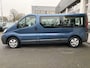 Opel Vivaro Combi 9-persoons 2.0 CDTI L2H1 EcoFLEX Airco Cruise control BTW-BPM vrij Lengte 2 Groepsvervoer Passenger Kombi Combi Tourer