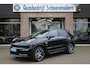 Lynk & Co 01 1.5 261PK! MY23+6.6Kwh LADEN! ZWARTE-HEMEL ROLHOES MY23 360-CAMERA PANO/SCHUIF INFINITY DAB NAVI CARPLAY CAMERA STOELVERWARMING ELEK.ACHTERKLEP 20"LMV