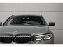 BMW 3-Serie Touring 320e M-Sport Dravitgrau Pano Leder Trekhaak 19"