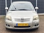 Toyota Avensis 2.0 VVTi Luna