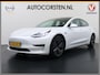 Tesla Model 3 RWD SR+ 325PK Lmv 18" AutoPilot FSD Leder Panoramadak Adaptive-Cruise Camera's Elektr.-Stuur+Stoelen+Spiegels+Geheugen+Easy-Entry+Verwarmde stoelen Park assistent Pdc WIFI Lane-Assist Speed-Assist Navi LED Comfortstoelen ACC DAB Voorverwarmen interieur via App Keyless One-Pedal-Drive SOH 86% Origineel Nederlandse auto tot 11kw laden thuis! 1.584kg licht!
