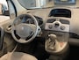 Renault Kangoo Rolstoelauto Automaat Knielsysteem