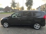 Dacia Lodgy 1.2 TCe Lauréate 5p. Nw Apk - Vol Ondh