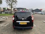 Dacia Lodgy 1.2 TCe Lauréate 5p. Nw Apk - Vol Ondh