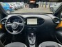 Toyota Aygo X Hybrid 115 GR Sport NIEUW DIRECT LEVERBAAR JBL-AUDIO STOELVERW KEYLESS PARK-SENSOREN LM-VELGEN AD-CRUISE DRAADLOOS-LADEN BI-TONE