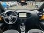 Toyota Aygo X HYBRID 115 GR-SPORT JBL-AUDIO STOELVERW KEYLESS PARK-SENSOREN 18"LM-VELGEN AD-CRUISE DRAADLOOS-LADEN BI-TONE