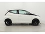 Toyota Aygo 1.0 VVT-i x-play | Airco | Camera | Elektrische ramen voor | 15 inch | Bluetooth