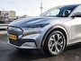 Ford Mustang Mach-E Extended RWD 98 kWh Leder B&O 360 Camera 19" Apple CarPlay Android Auto Navigatie Stoelverwarming WLTP 610 KM incl. BTW
