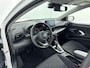 Toyota Yaris 1.5 Hybrid 115 Active | Apple Carplay / Android Auto | Adaptive Cruise | Clima | Camera | 15 inch
