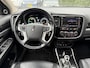 Mitsubishi Outlander 2.0 PHEV Prestige | Leer | Schuifdak | Navi | Autom. Airco | Cruise Control | Stoel + Stuur verwarming | Trekhaak | Privacy Glass | PDC | 360 Camera | Nieuwe APK!