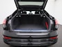 Audi Q8 Sportback e-tron 55 quattro S Edition 115 kWh | Trekhaak | Stoelverwarming Voor/achter | Optiek zwart | B&O audio | Navigatie | Head-up display | Leder | Digitale Led Matrix | 22 Inch Velgen |