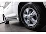 Toyota Land Cruiser V8 4.7 VVT-i Executive 7p. Btw auto, Fiscale waarde € 12.000,- (€ 33.016.53 Ex B.T.W) DEALER AUTO 7 persoonsuitvoering