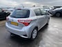 Toyota Yaris 1.5 Hybrid Active Automaat Nieuw geleverd 1e eigenaar, Achteruitrij camera, cruise control, centr. deurvergrendeling, NL-auto, boekjes compleet!